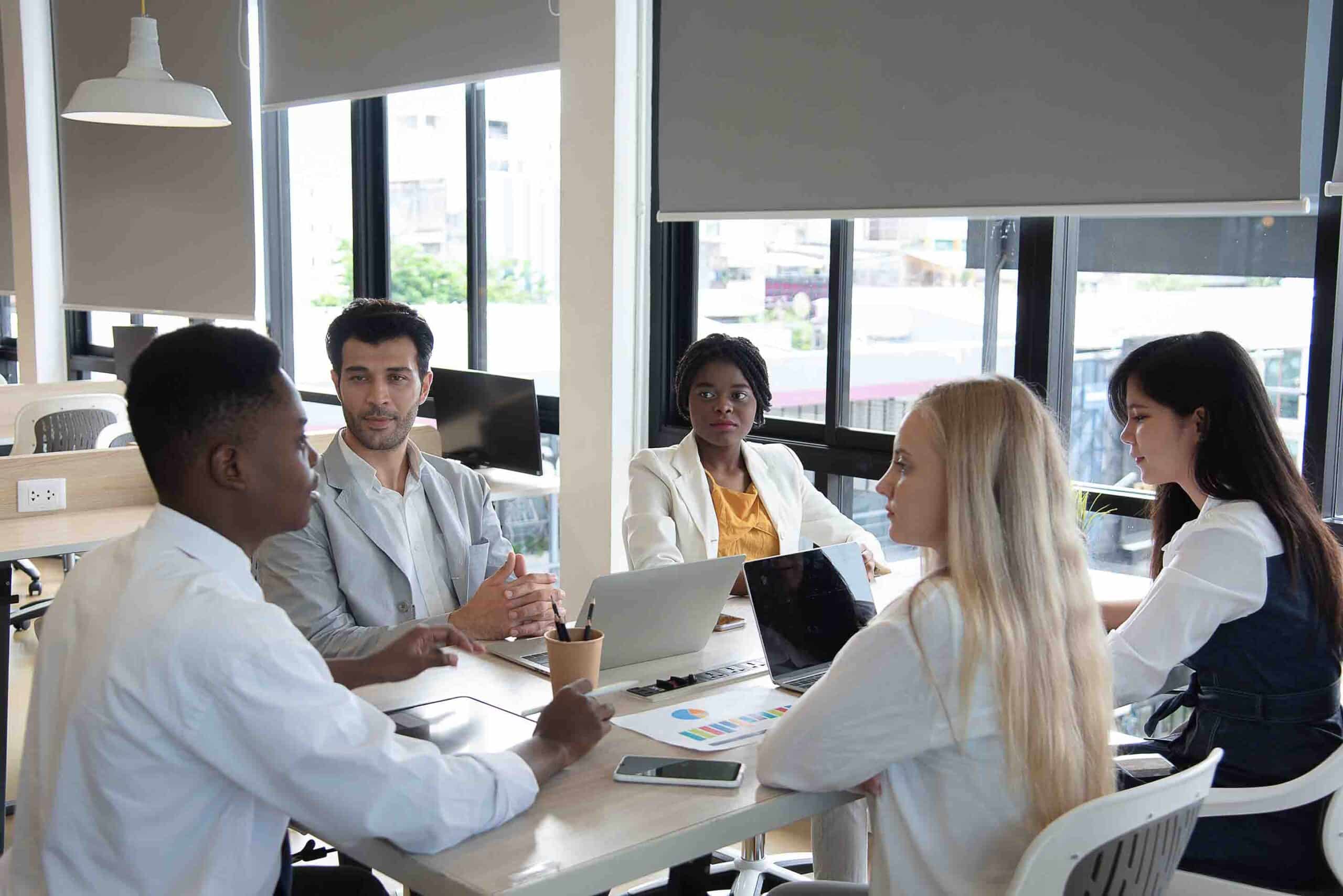 Como acabar com as reuniões de trabalho improdutivas?